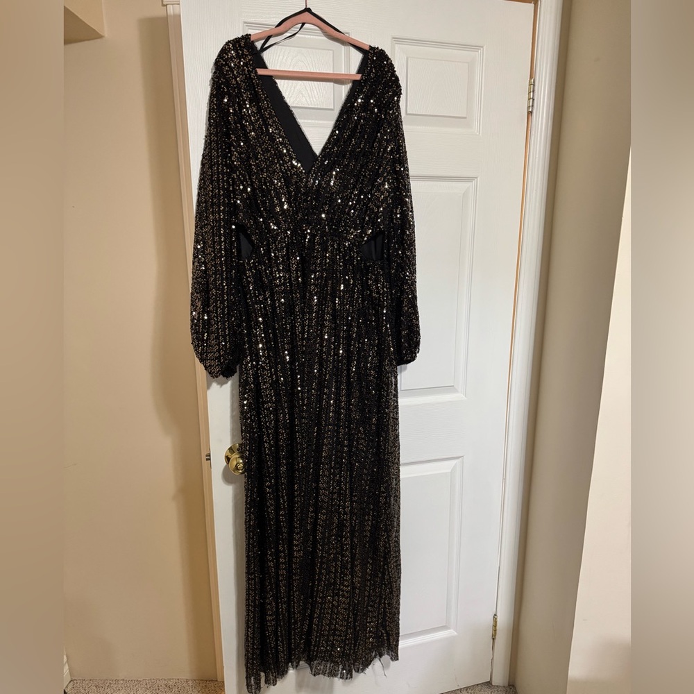 Halston Black and Gold Sequin Long Sleeve Dress